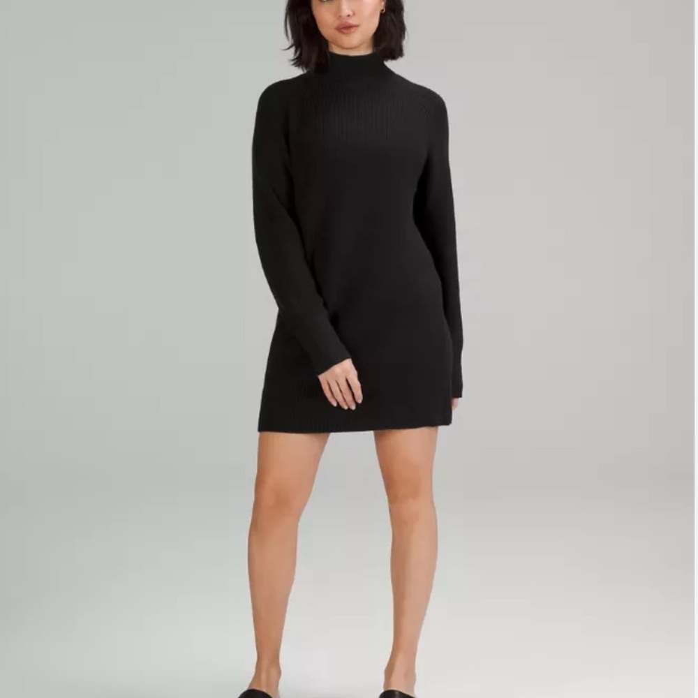 LULULEMON Marino Wool-Blend Knit Dress. Size 2  NWT